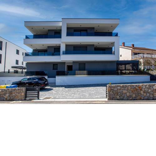 Apartments with a parking space Vantacici, Krk - 19468