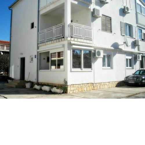Apartments with a parking space Vodice - 13769