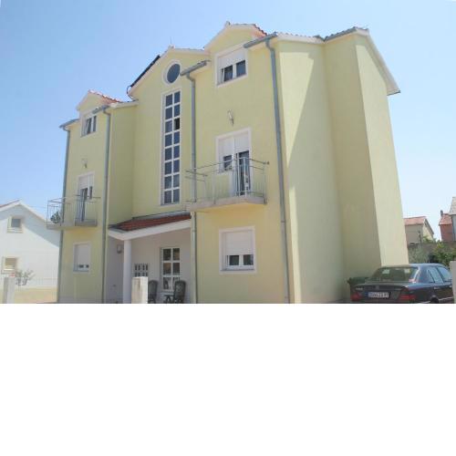 Apartments with a parking space Vodice - 4210