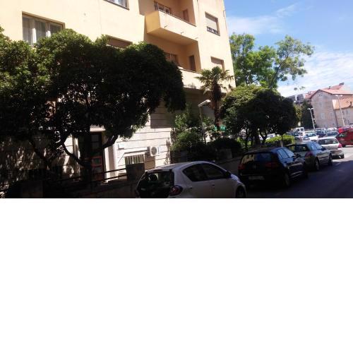 Apartments with WiFi Split - 13048