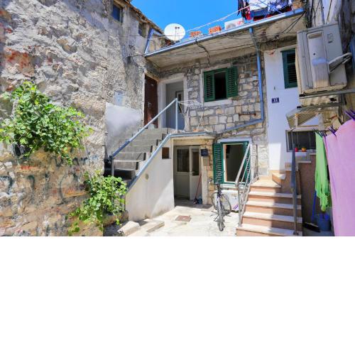 Apartments with WiFi Split - 17542