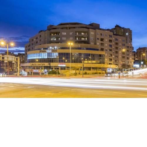 Apartments with WiFi Split - 18088