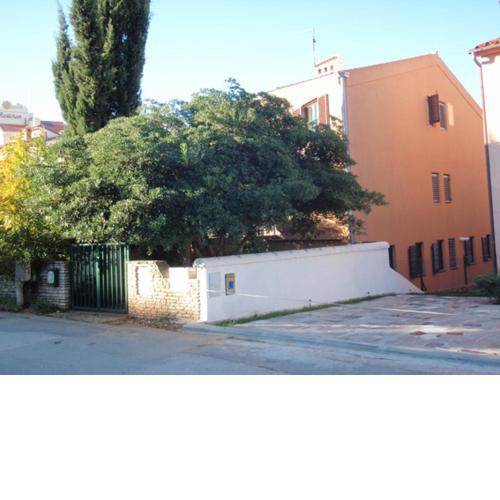 Art apartmani Legovic
