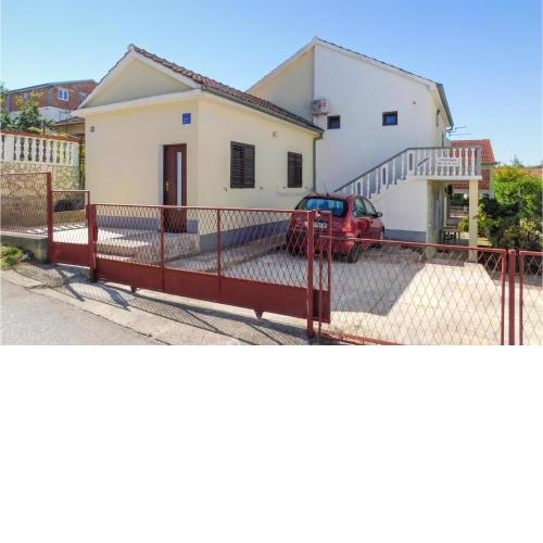 Awesome apartment in Karin Gornji with 2 Bedrooms