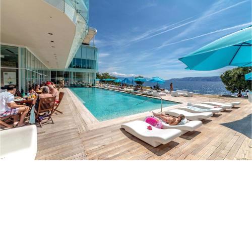 Awesome Apartment In Novi Vinodolski With Outdoor Swimming Pool, 2 Bedrooms And Swimming Pool