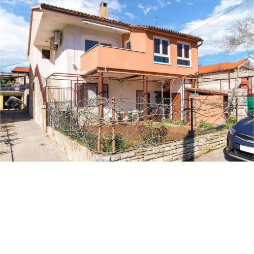 Awesome apartment in Pula with 2 Bedrooms and WiFi