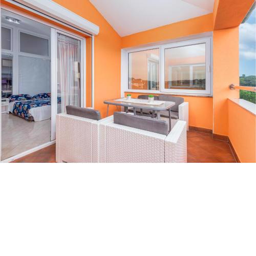 Awesome apartment in Pula with 2 Bedrooms