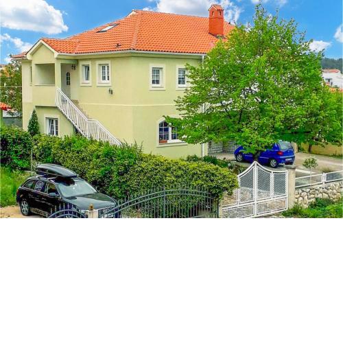 Awesome apartment in Pula with 3 Bedrooms and WiFi