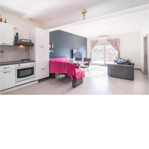 Awesome apartment in Split with 3 Bedrooms and WiFi