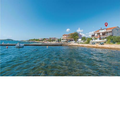 Awesome apartment in Turanj with WiFi