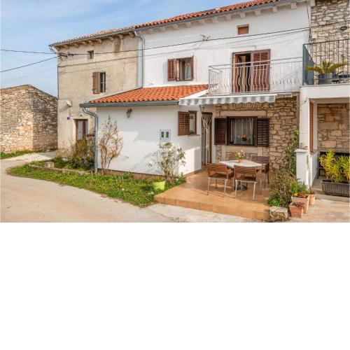 Awesome home in Cokuni with WiFi and 2 Bedrooms