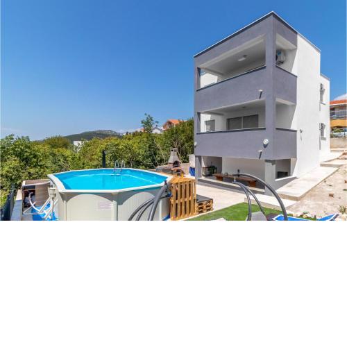 Awesome home in Crikvenica