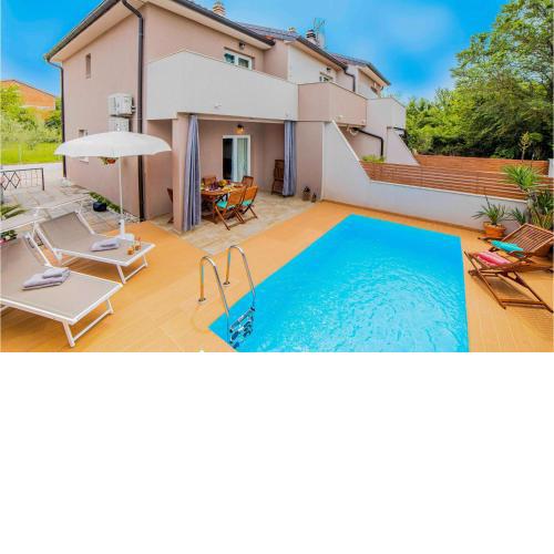 Awesome home in Klimno with 2 Bedrooms, WiFi and Outdoor swimming pool
