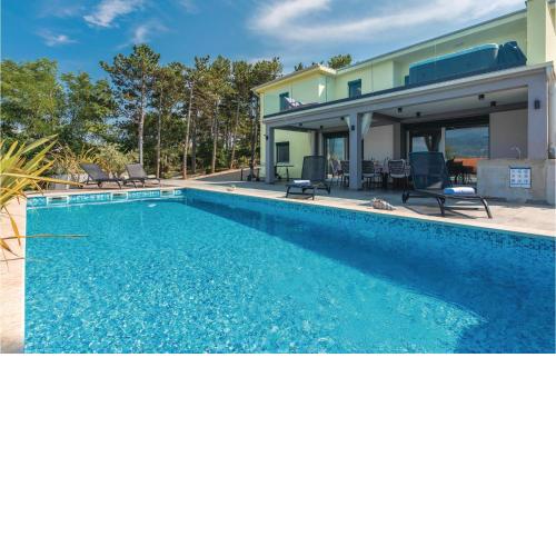 Awesome Home In Malinska With 3 Bedrooms, Wifi And Outdoor Swimming Pool