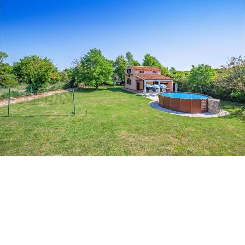 Awesome home in Pula with 2 Bedrooms and WiFi