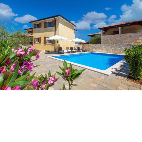 Awesome home in Turcic with 4 Bedrooms, WiFi and Outdoor swimming pool