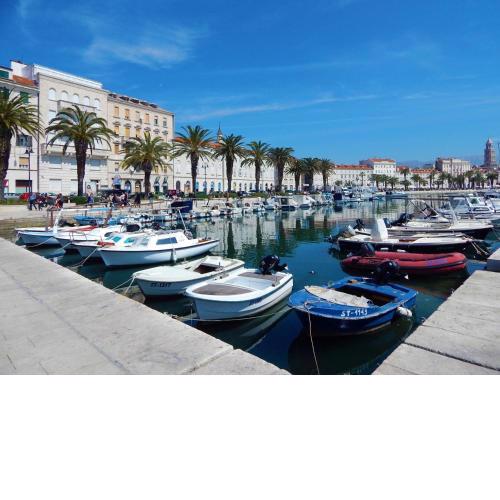 B - luxury studio with terrace in heart of Split