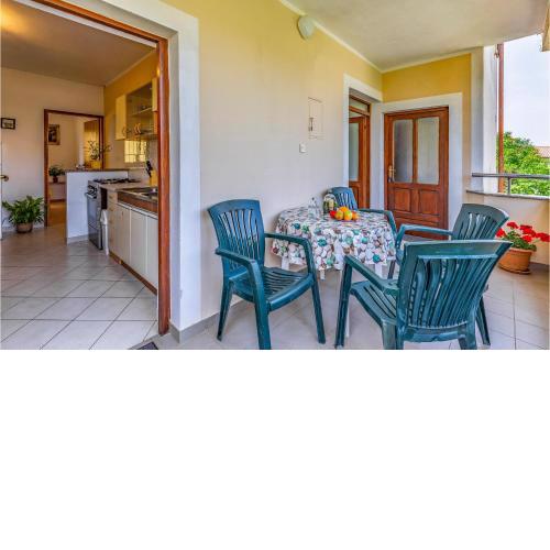 Beautiful apartment in Medulin with 2 Bedrooms and WiFi