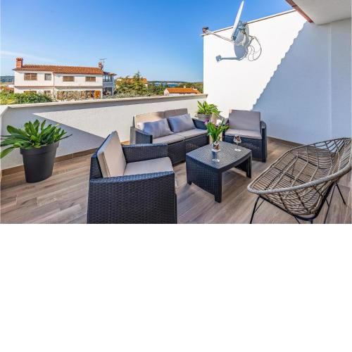 Beautiful apartment in Medulin with 2 Bedrooms and WiFi