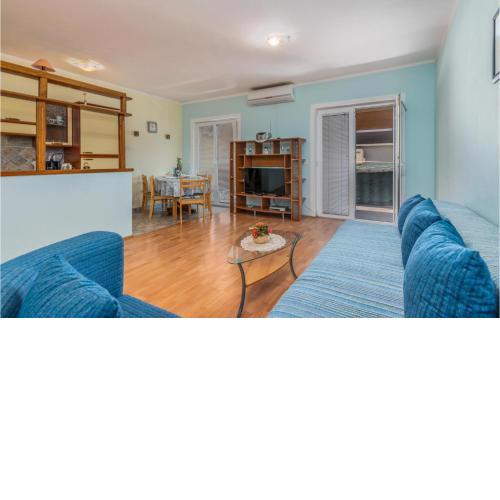 Beautiful apartment in Pinezici with 2 Bedrooms and WiFi
