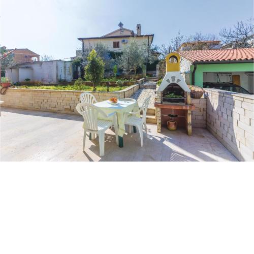 Beautiful apartment in Pula with 1 Bedrooms and WiFi