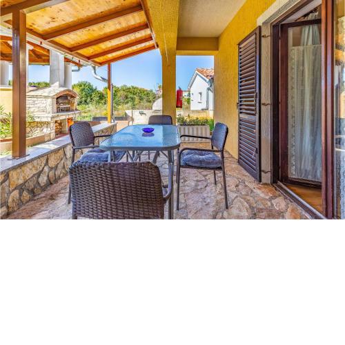 Beautiful apartment in Pula with 1 Bedrooms, WiFi and Outdoor swimming pool
