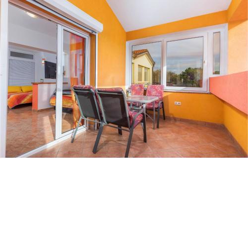 Beautiful apartment in Pula with 2 Bedrooms
