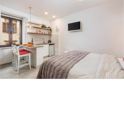 Beautiful Apartment In Rijeka With Wifi