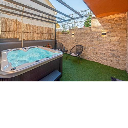 Beautiful apartment in Zadar with WiFi and 1 Bedrooms