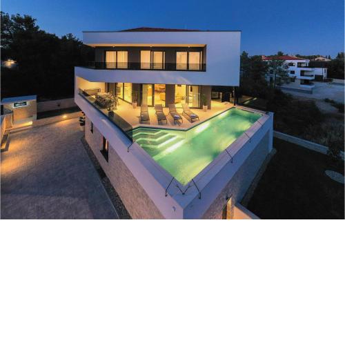Beautiful Home In Biograd Na Moru With Sauna, Wifi And Outdoor Swimming Pool