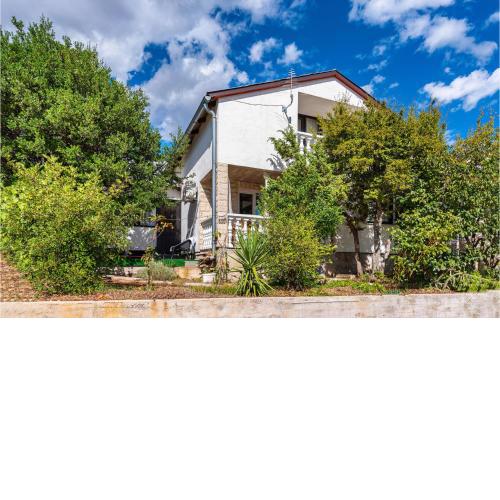 Beautiful home in Maslenica with 2 Bedrooms