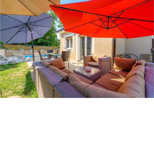 Beautiful home in Rovinj with 2 Bedrooms, Outdoor swimming pool and WiFi