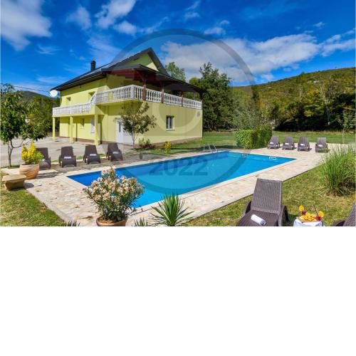 Beautiful home in Stikada with Sauna, 7 Bedrooms and Private swimming pool