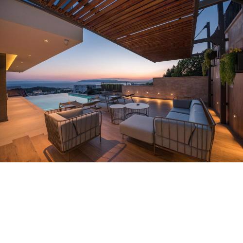 Beautiful Villa Rhapsody 1