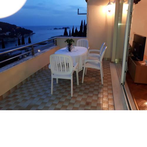 Best4You Apartment No1 - sea view -70 m2 - 2 bedrooms