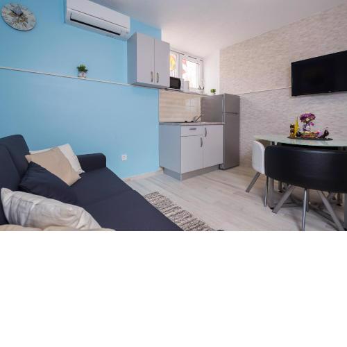 Bliss Apartments with free parking