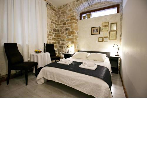 Borna and Franko Rooms