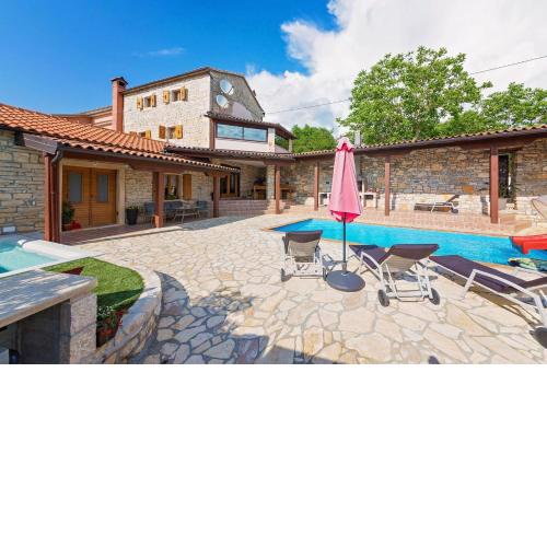 Casa Antoli