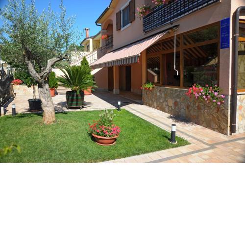 Casa Leona