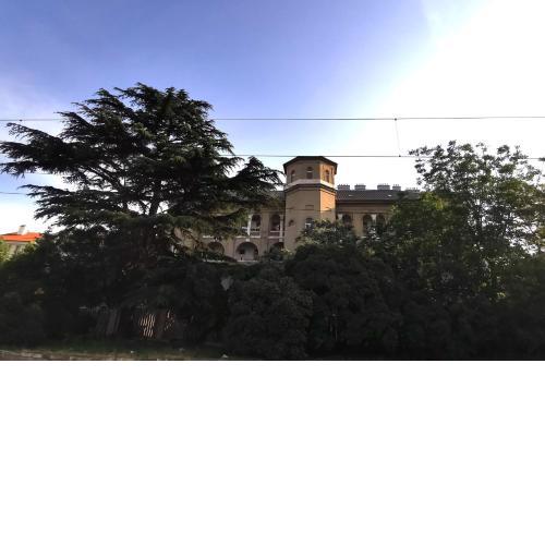Castle Pfaff Centar