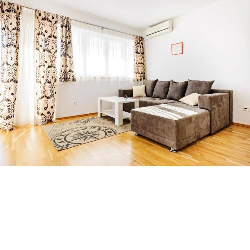 City center Apartments Niva