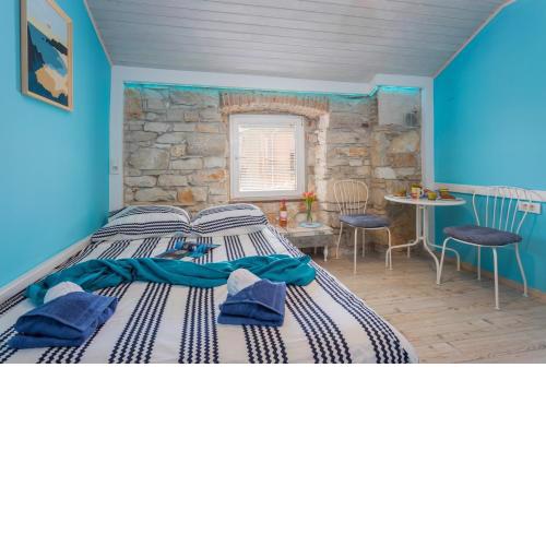 Clerisseau Apartments