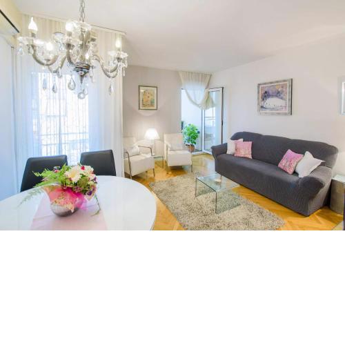 Comfortable and Stylish Apartment