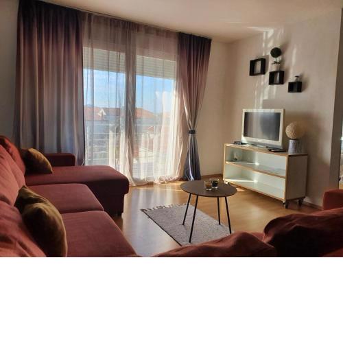 Cozy Two-Bedroom Apartment
