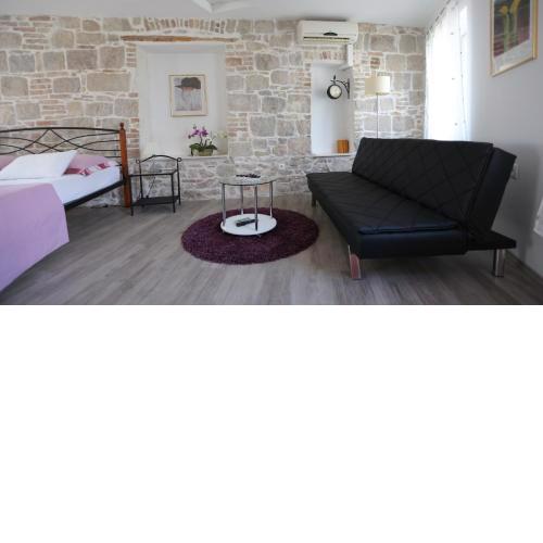 Dani Apartments