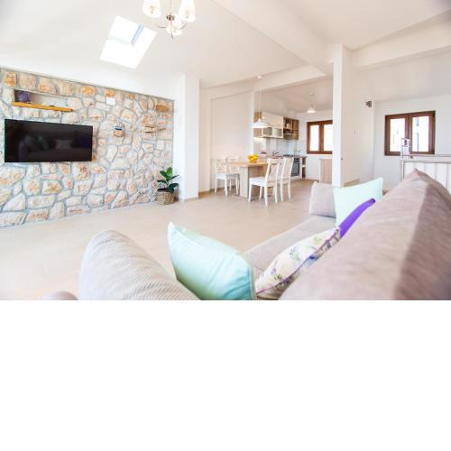 Deluxe Villa Nina