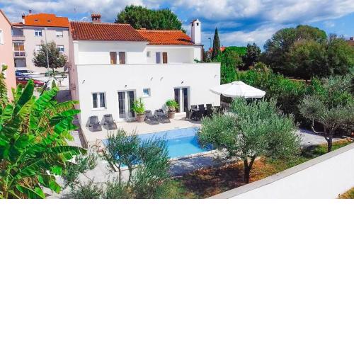 Deluxe Villa Valbruna