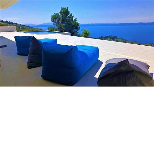 Design Villa SkyBlue mit Pool und Panorama Meerblick