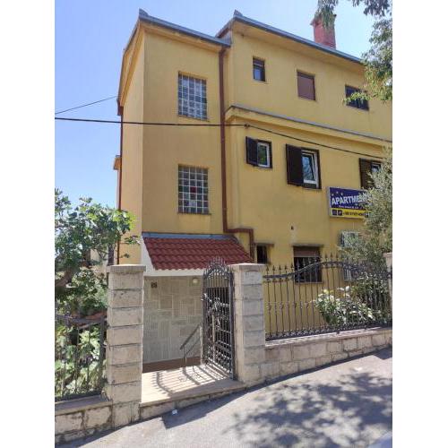 Eros Guesthouse