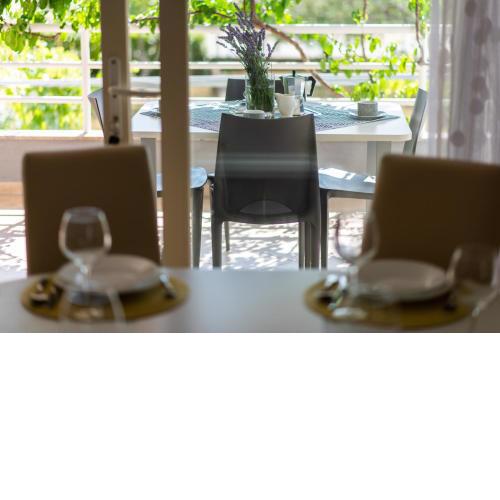 Family apartment Zadar Diklo